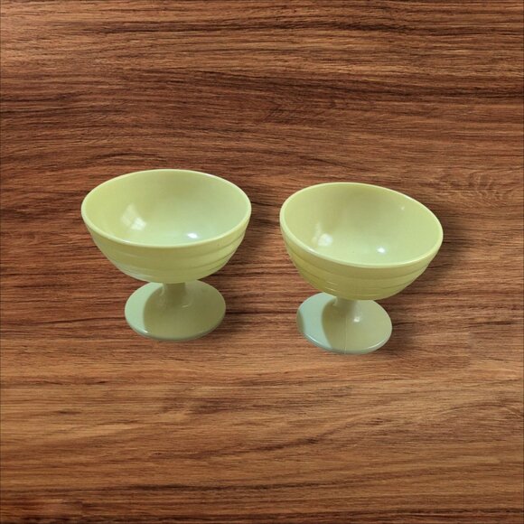 Hazel Atlas Pair Of Vintage Yellow Sherbet Cups Pedestal Design Retro Tableware - Picture 1 of 6